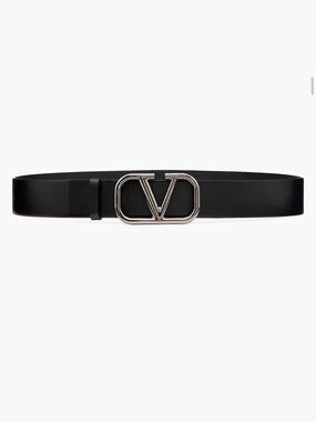 VLogo Signature Calfskin Belt 40 MM